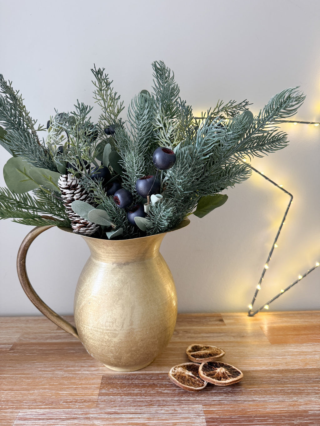 Blueberry festive pick