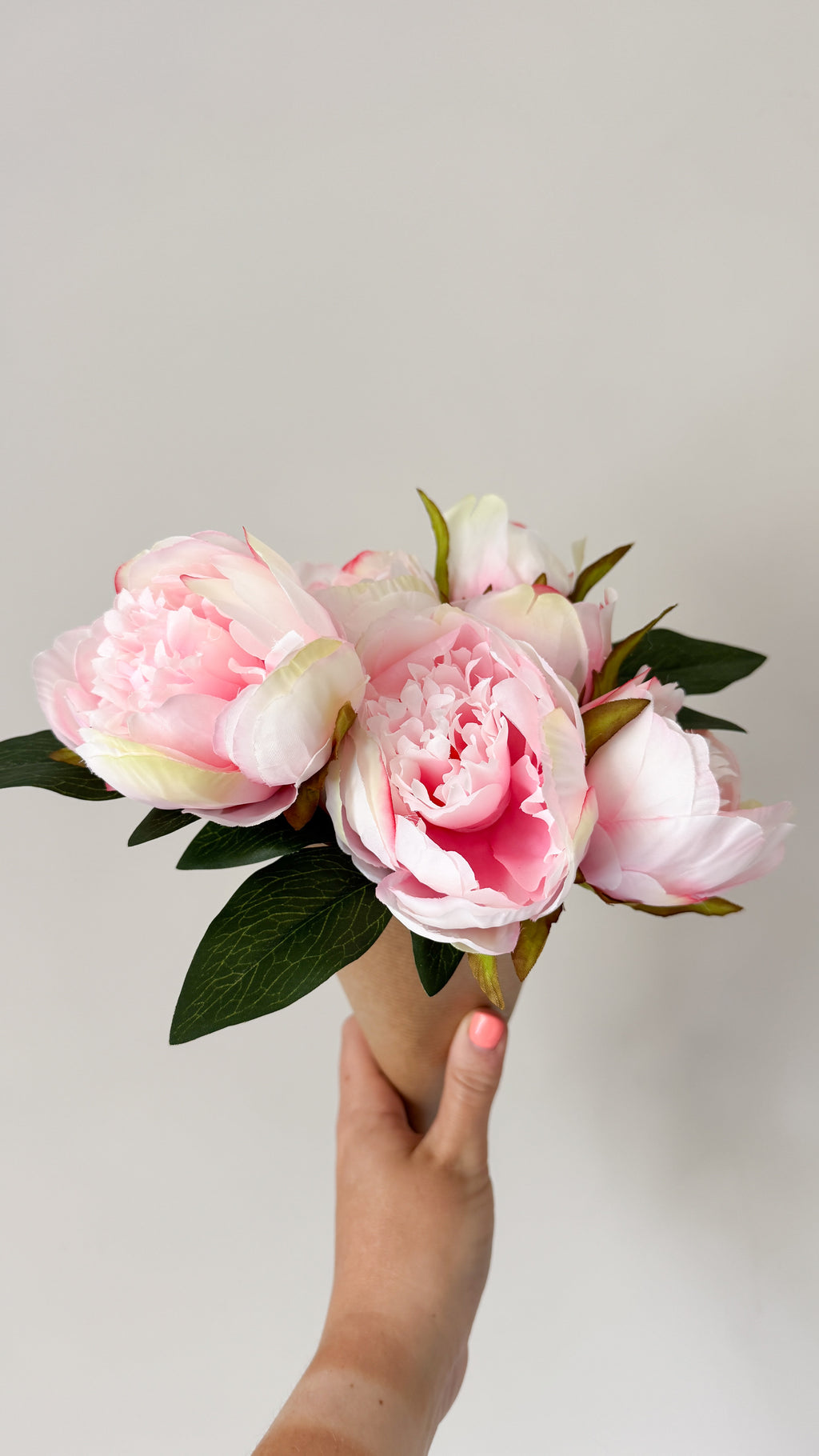 Pink peony posy