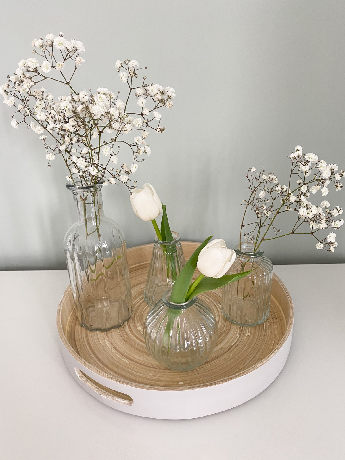 Clear glass bud vase, 19cm