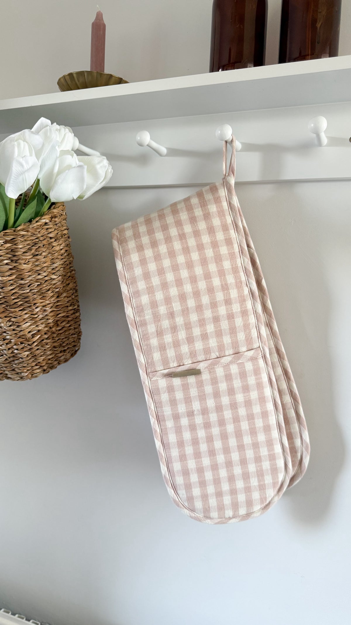 Pink gingham double oven glove