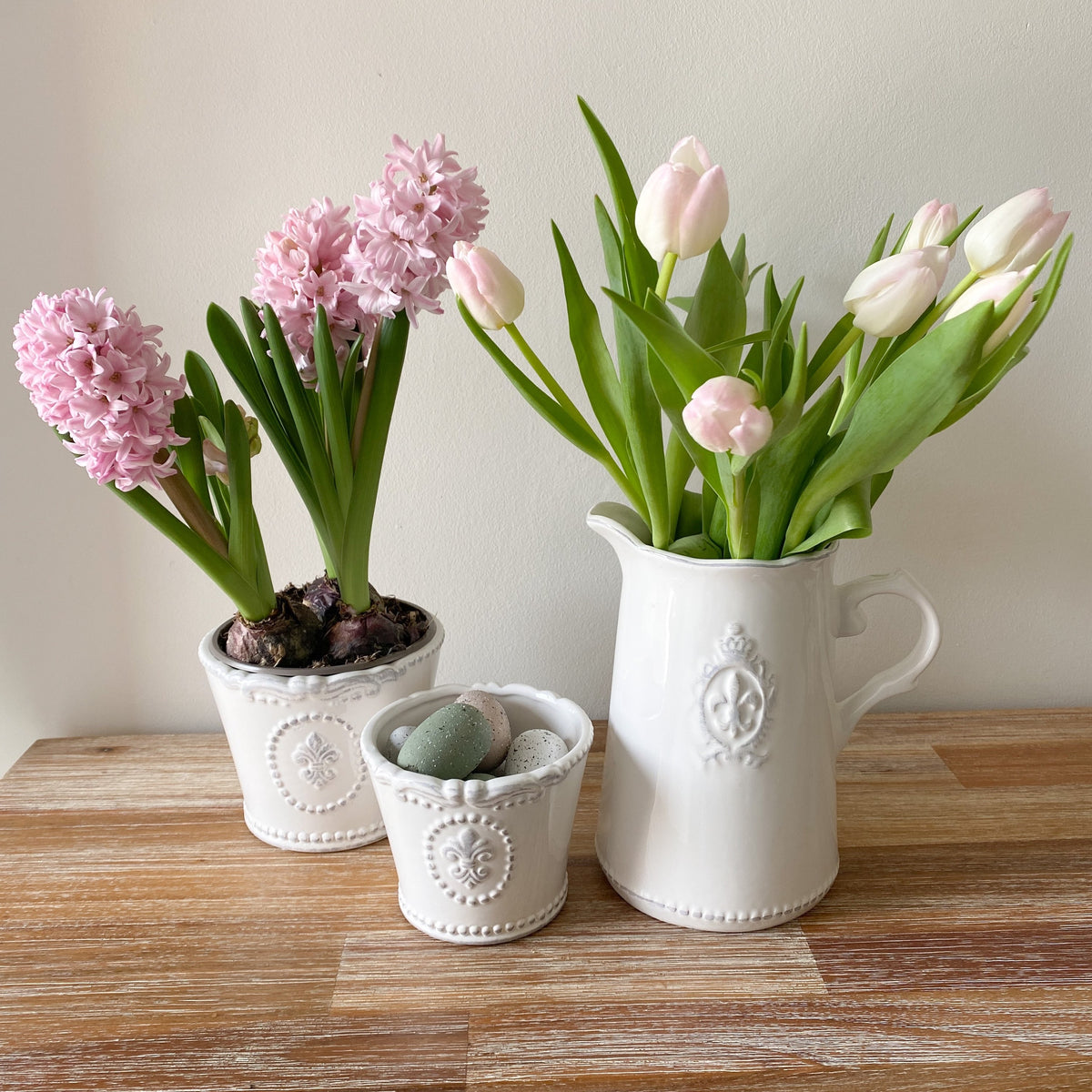 Vintage white pot, 13cm