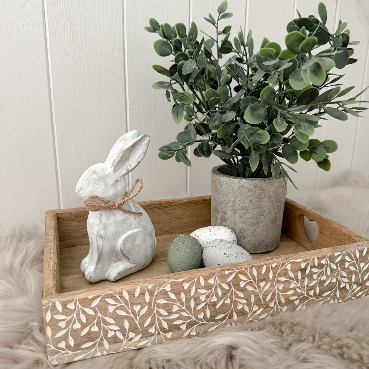 Neutral rustic bunny with jute bow