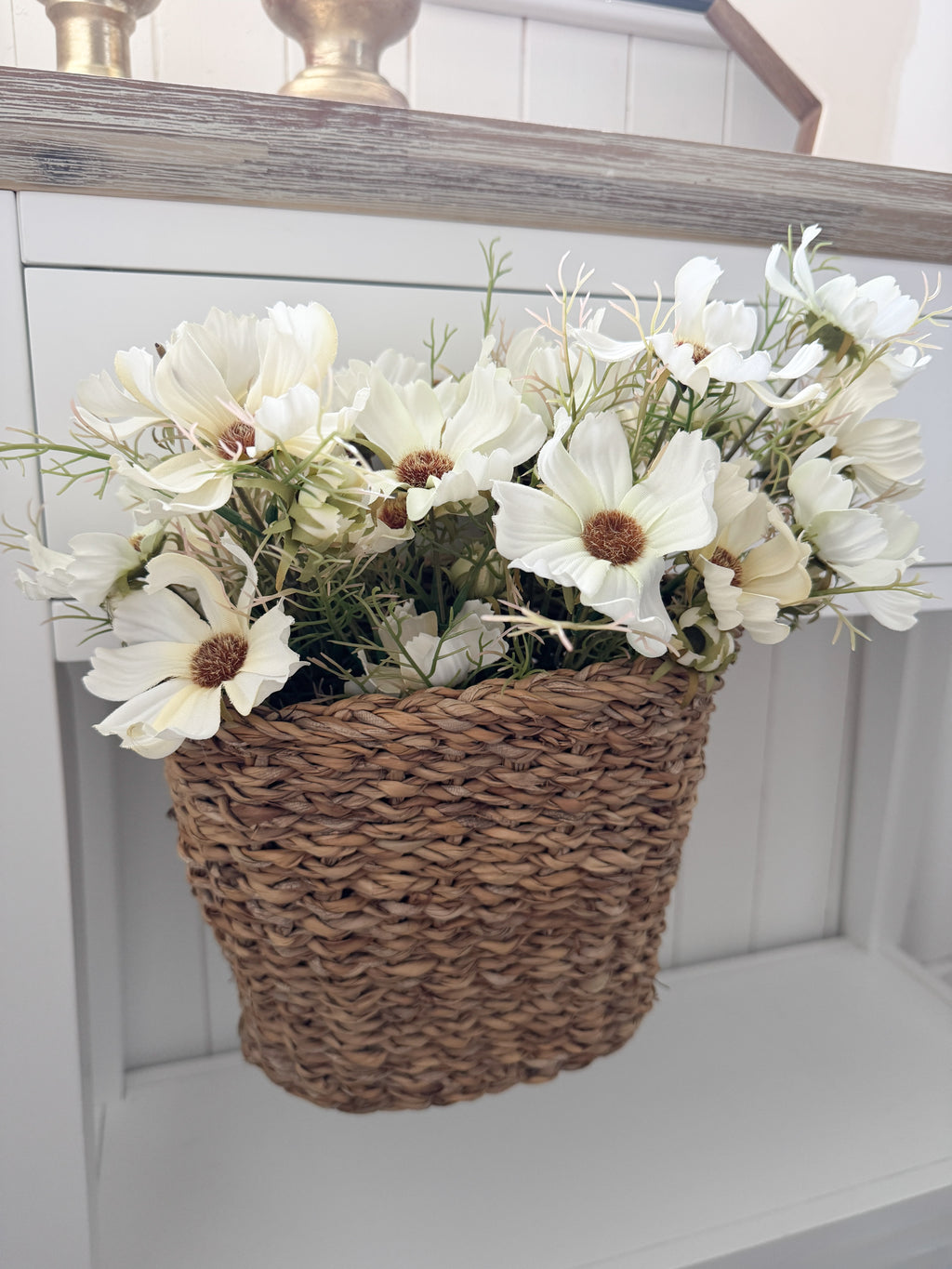 Wall hanging basket - small