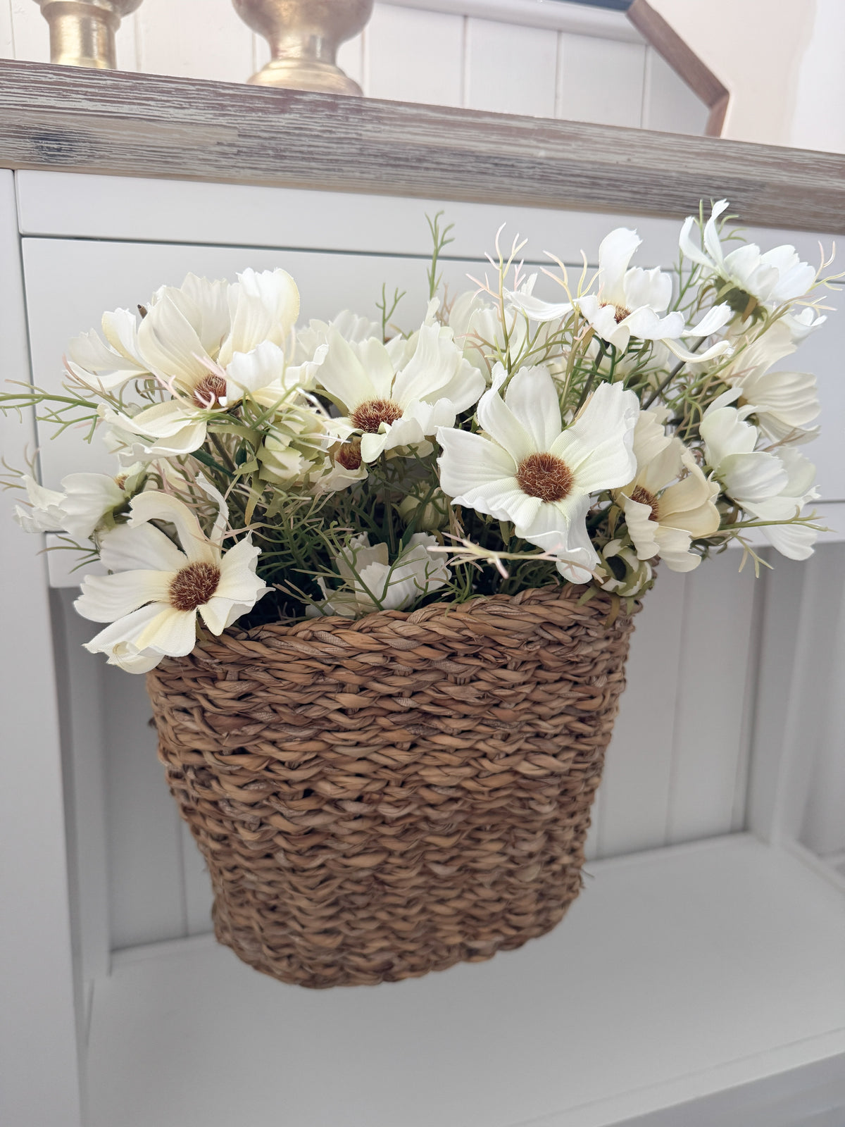 Wall hanging basket - small