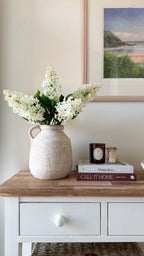 White lilac spray