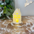 Light up heart house, medium