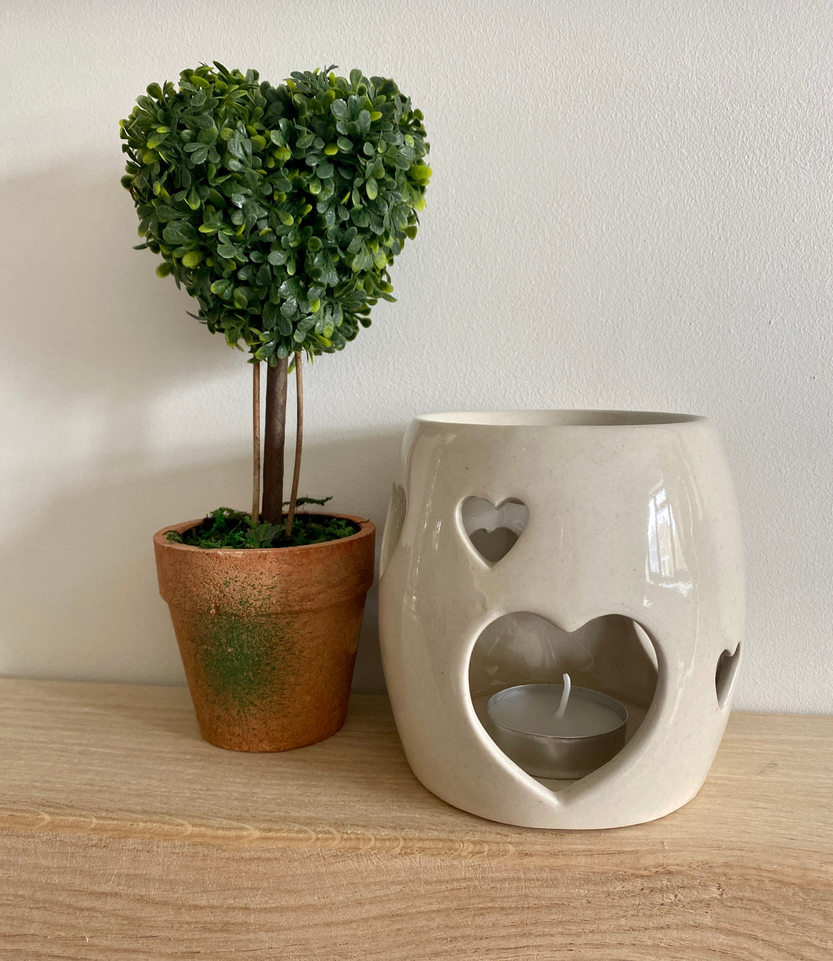 Ivory Ceramic Heart Wax Melt Burner