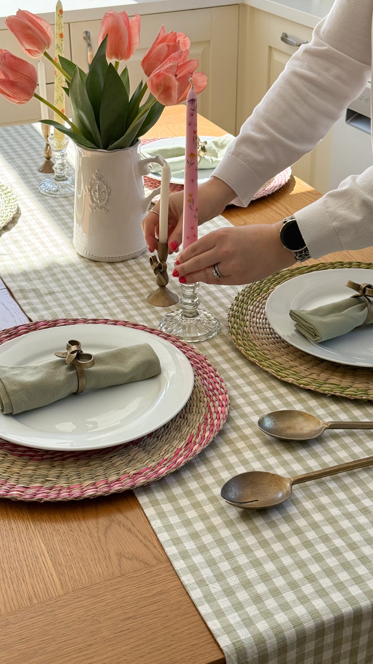 Antique brass bow napkin ring