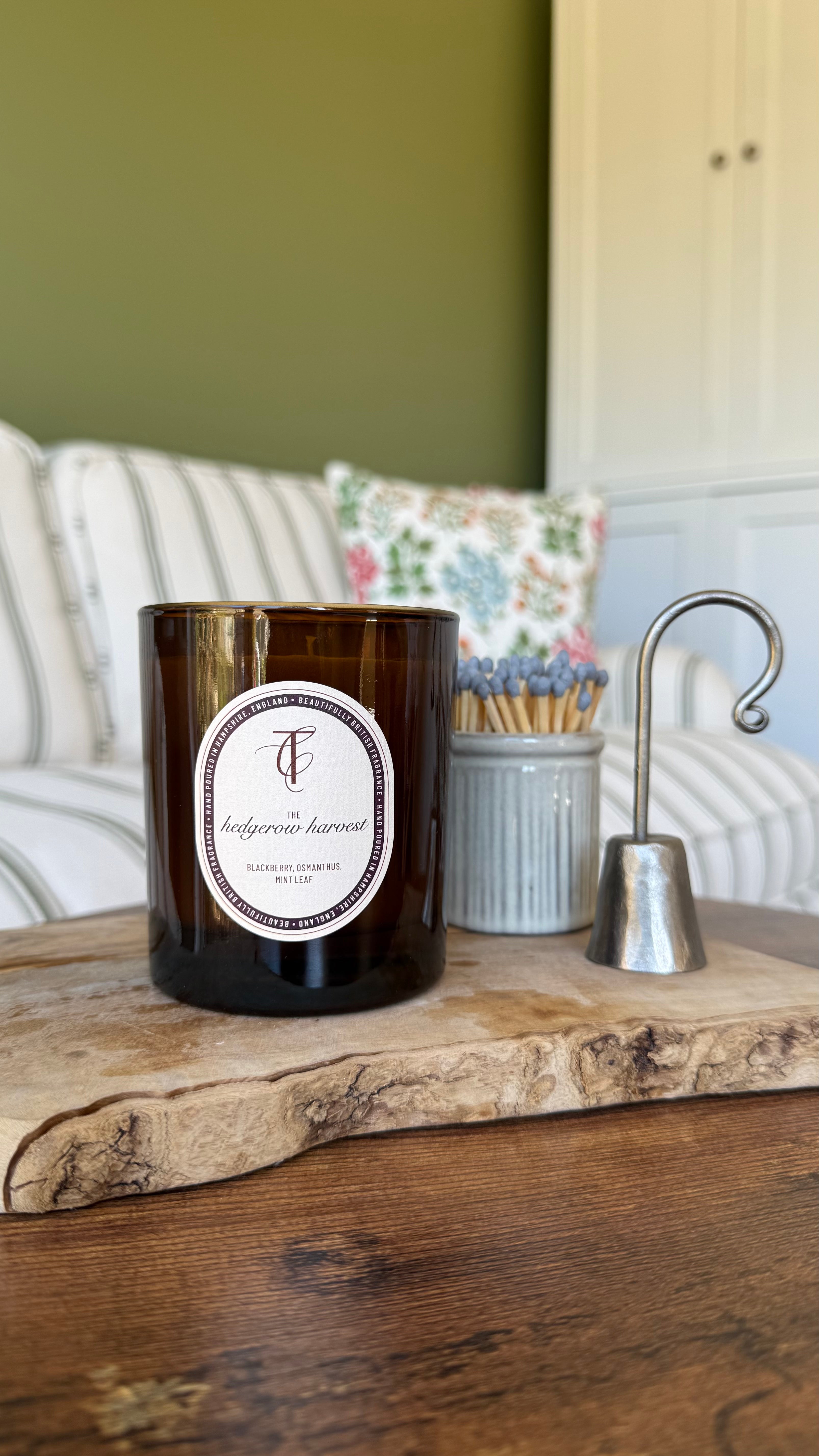 Amber glass soy wax candle - hedgerow harvest