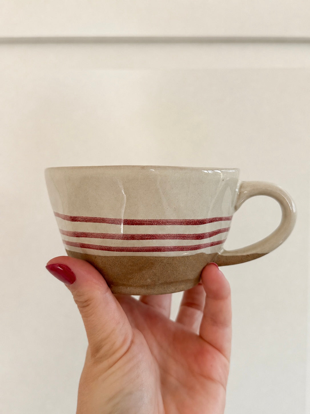 Red stripe mug