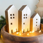 White wooden houses, set of 3