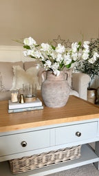 White sweetpea stem