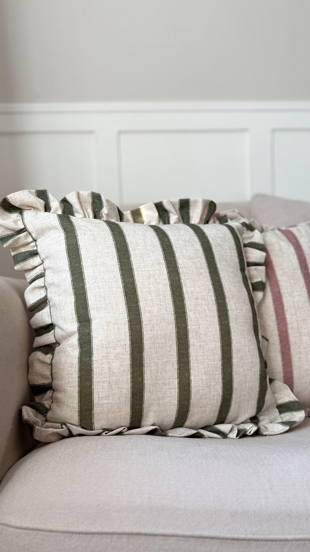 Connie square striped ruffle cushion green