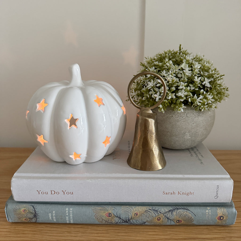 White ceramic pumpkin tealight holder