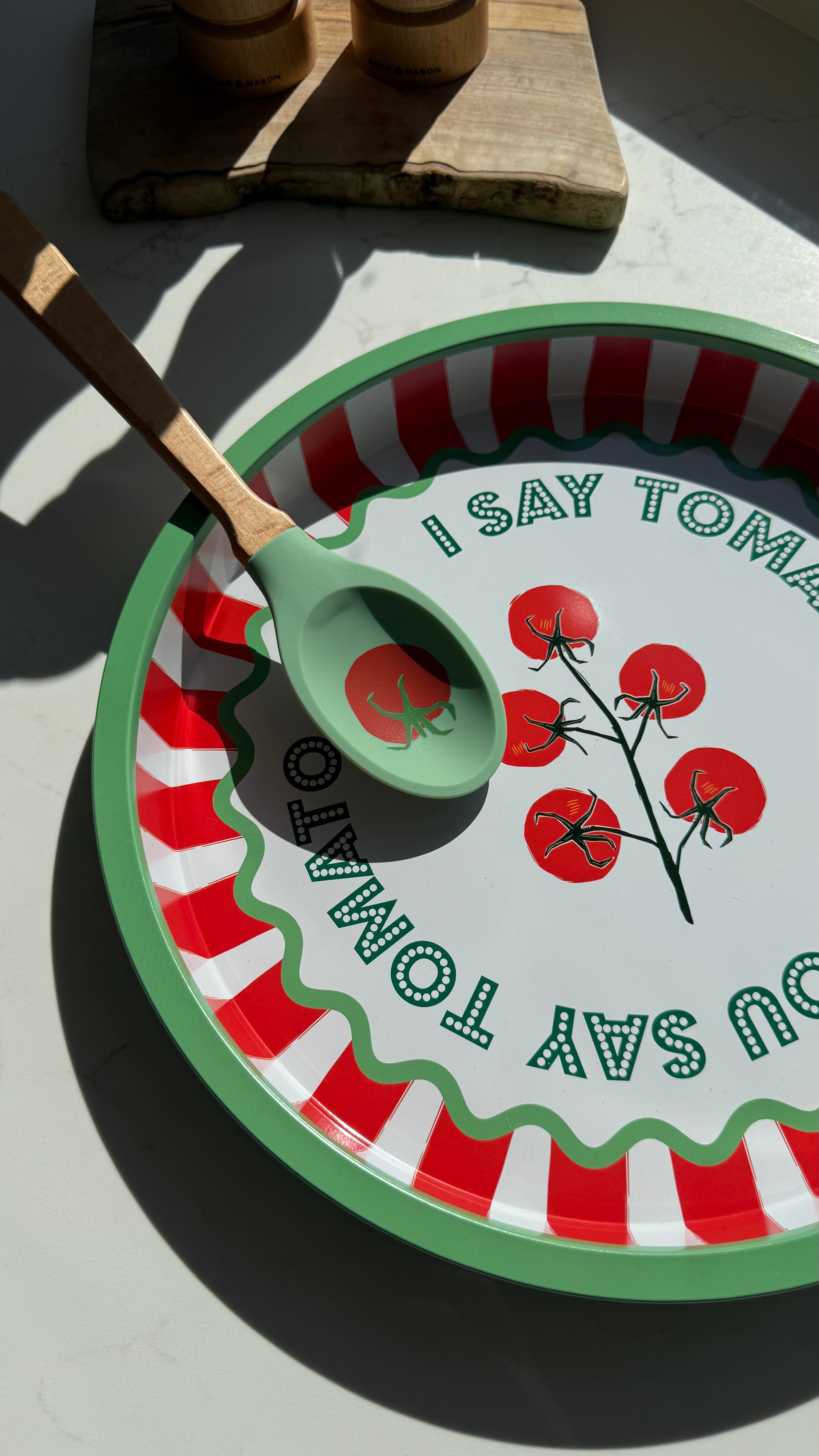 I say tomato tray