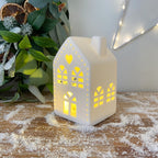 Light up heart house, large