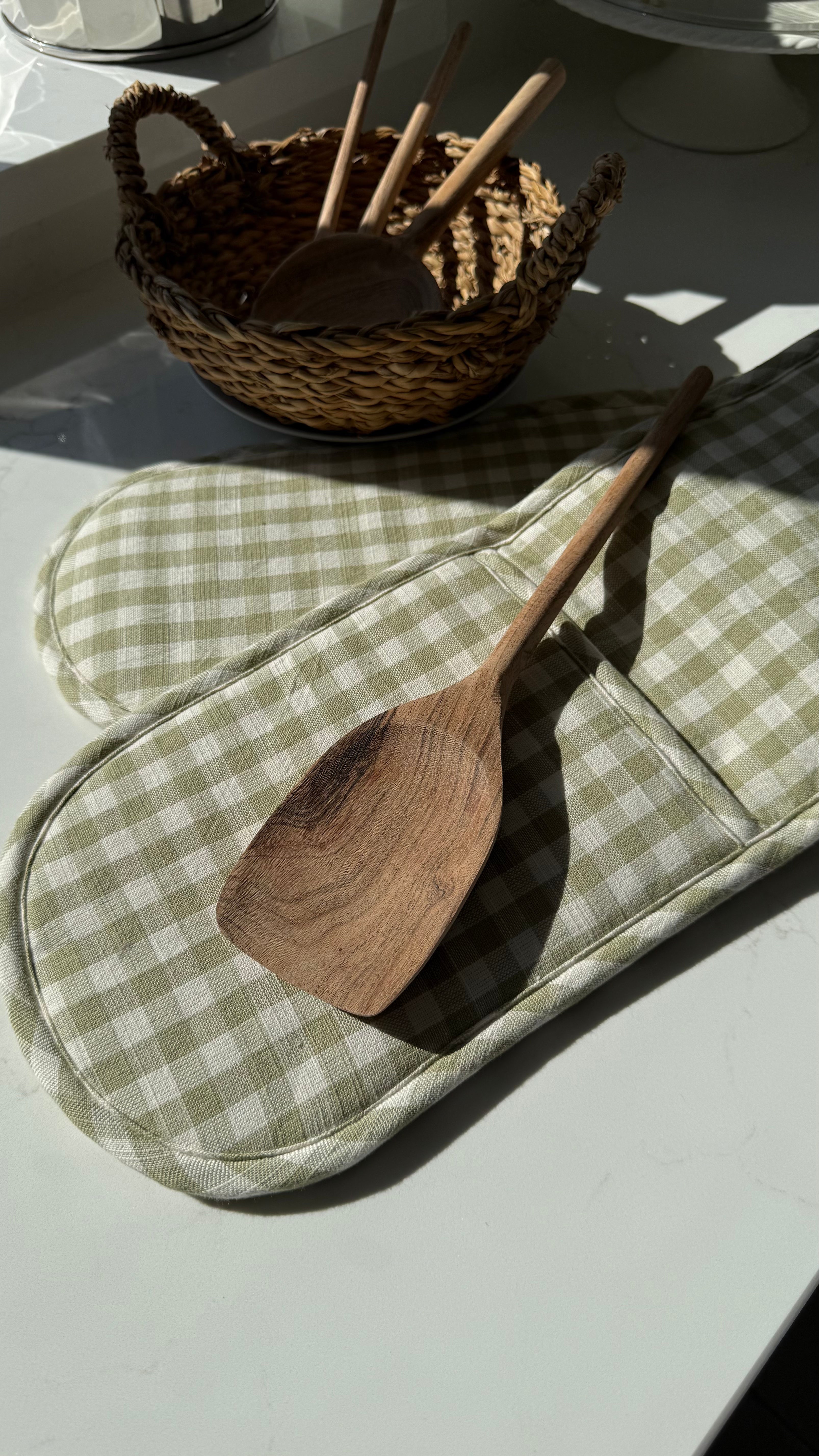 Acacia wood spatula
